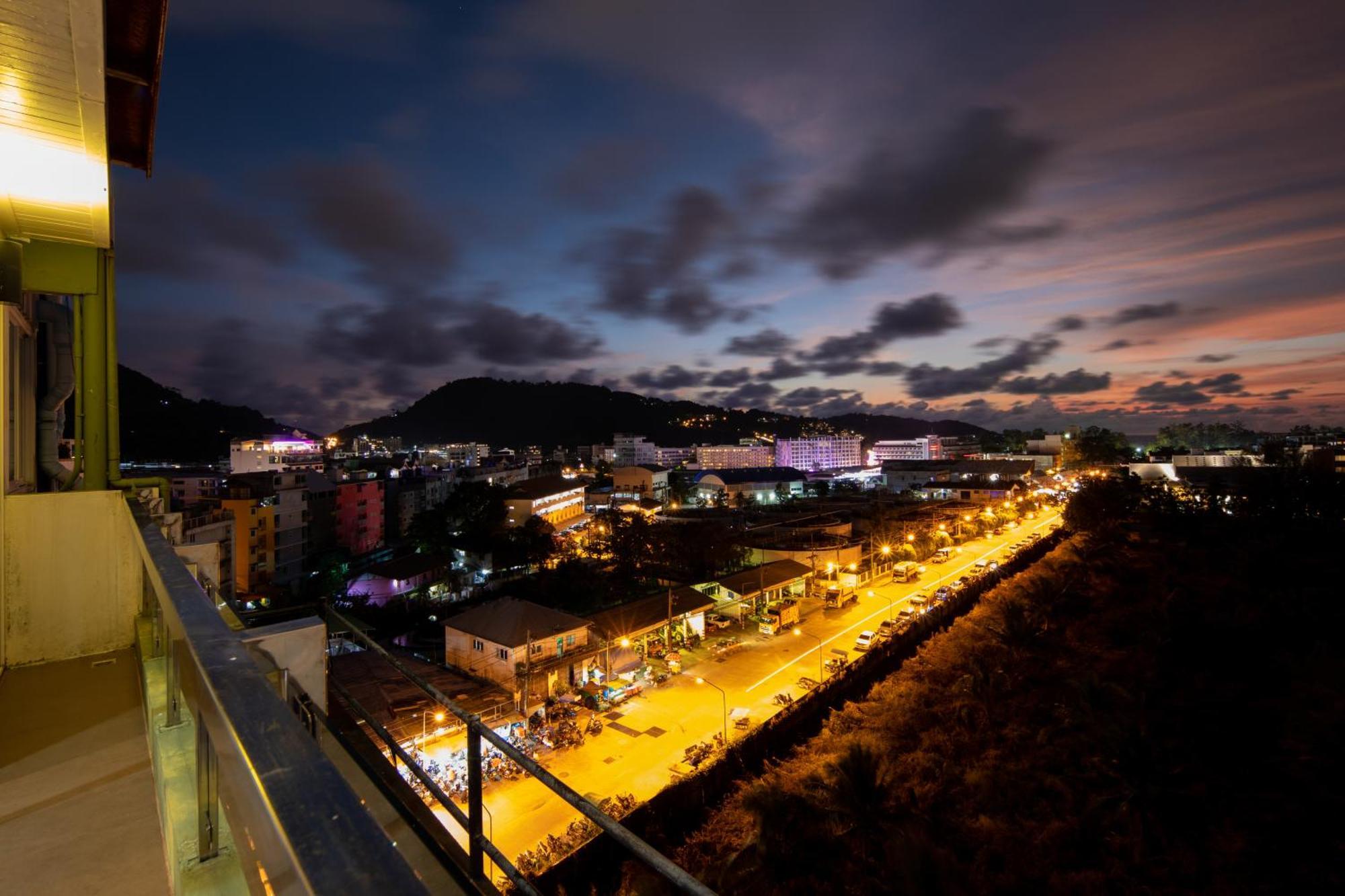 Patong Diamond Hotel Экстерьер фото